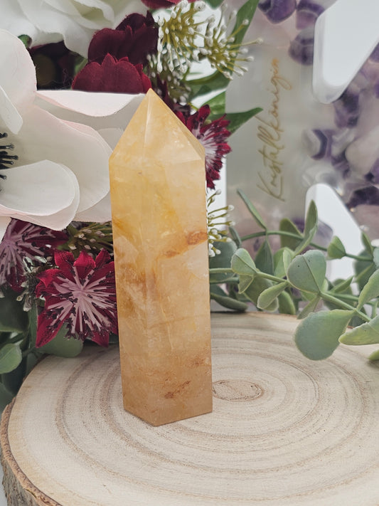 Golden Healer Turm (Bergkristall mit Eisen)